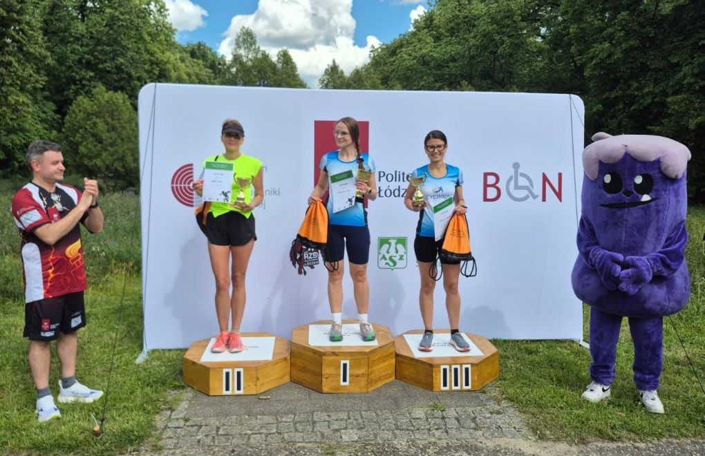 Agnieszka Jagielska na podium Biegu PŁ